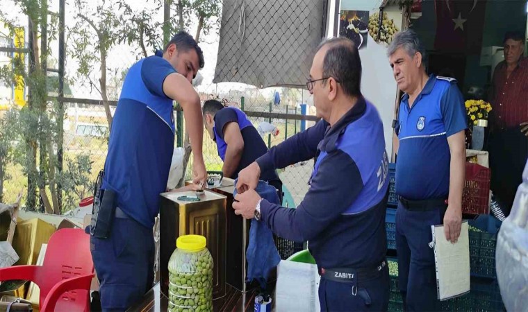 Tarsusta 350 litre sahte zeytinyağı ele geçirildi