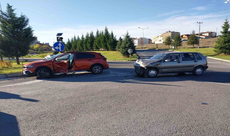 Tavşanlıda trafik kazası: 2 yaralı