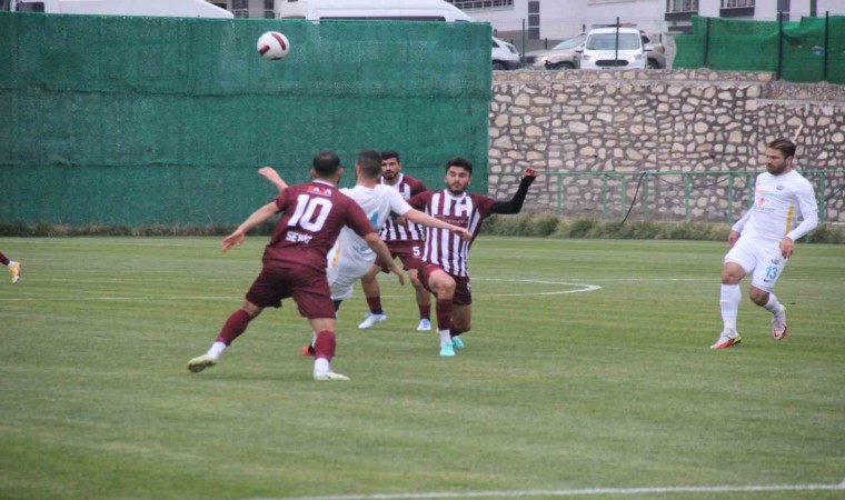 TFF 3. Lig: 23 Elazığ FK: 1 - Siirt İl Özel İdare: 2