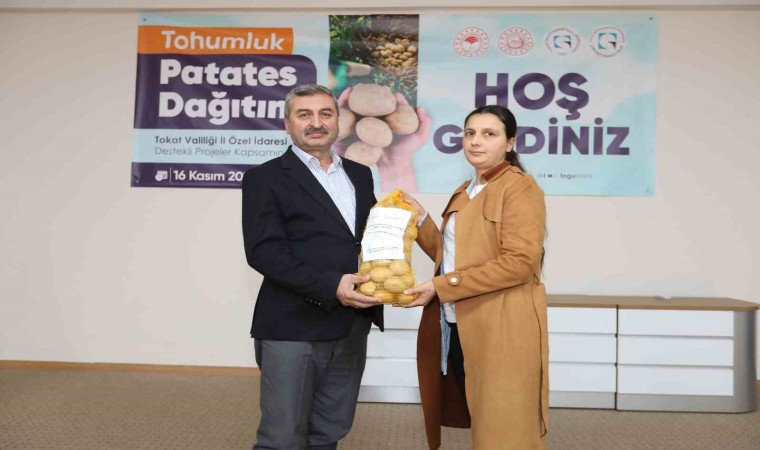 Tokatta çiftçilere tohumluk patates dağıtıldı