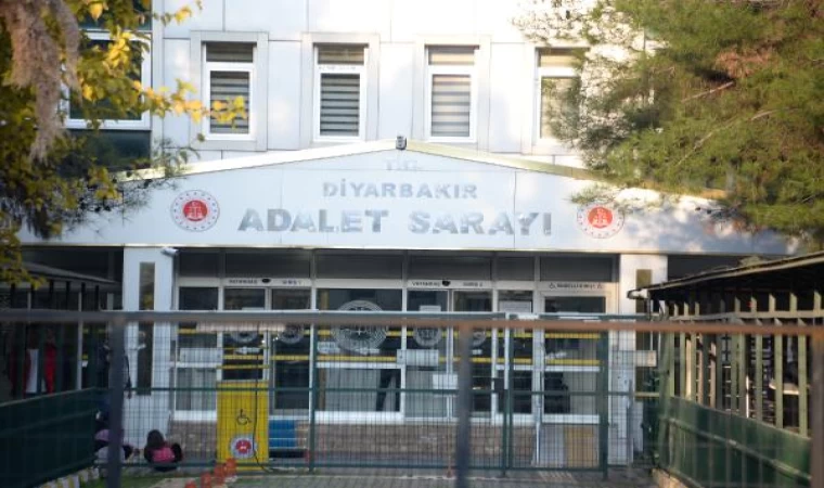 ’TOKİ’den kurasız ev’ vaadiyle annesi dahil, 33 kişiyi dolandıran sanığa 320 yıl hapis istemi