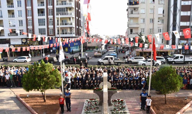 Toroslar, Atatürkü özlem ve saygıyla andı