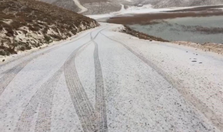 Toroslara mevsimin ilk karı düştü