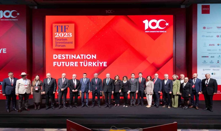 Turizm Yatırım Forumunda Türkiyenin dünya turizminde zirve iddiası öne çıktı