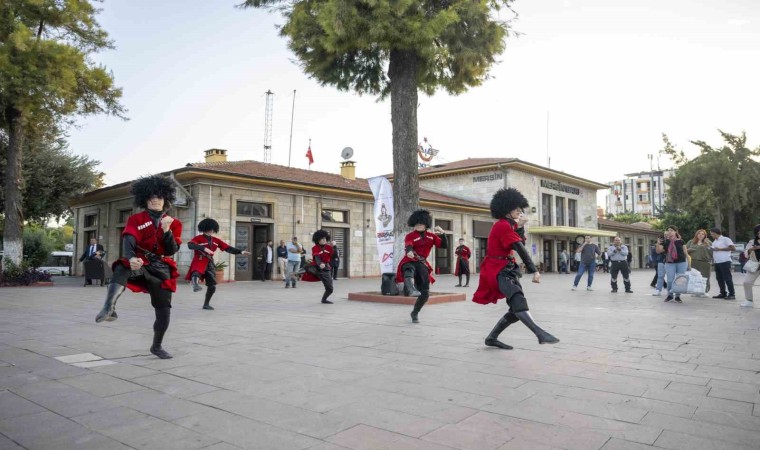 Uluslararası Tarsus Festivali coşkusu Mersini sardı