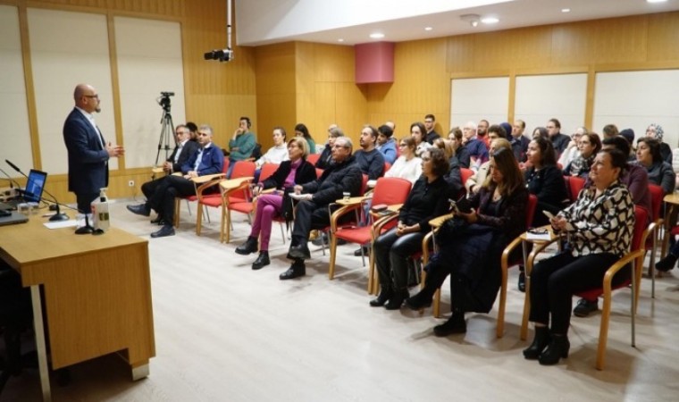 ‘Üretken Yapay Zekâ Çağında Eğitimi Yeniden Düşünmek semineri gerçekleştirildi