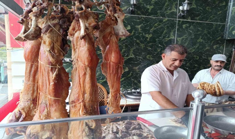 Uykuyu bölen lezzet büryan kebabı