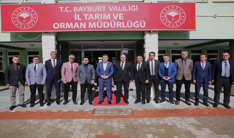 Vali Eldivan, Tarım ve Orman İl Müdürlüğünde incelemelerde bulundu