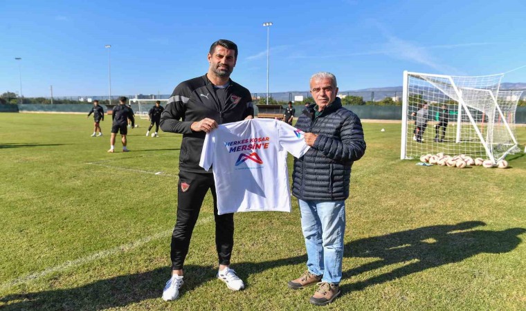 Volkan Demirel, 5. Uluslararası Mersin Maratonuna kayıt yaptırdı