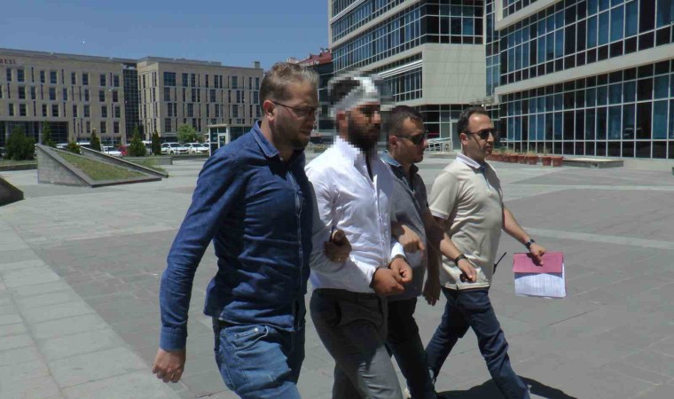 Yolcu kavgasında meslektaşını öldüren taksici: Bıçağı salladım ama değdiğini görmedim