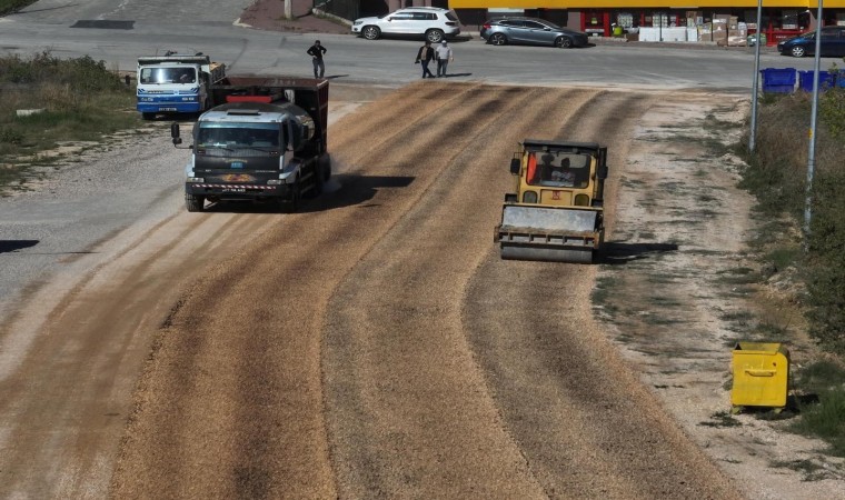 Yollar yeni baştan yapılıyor