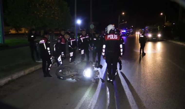 Adana’da motosikletli Yunus timi ile elektrikli bisiklet çarpıştı: 2 yaralı