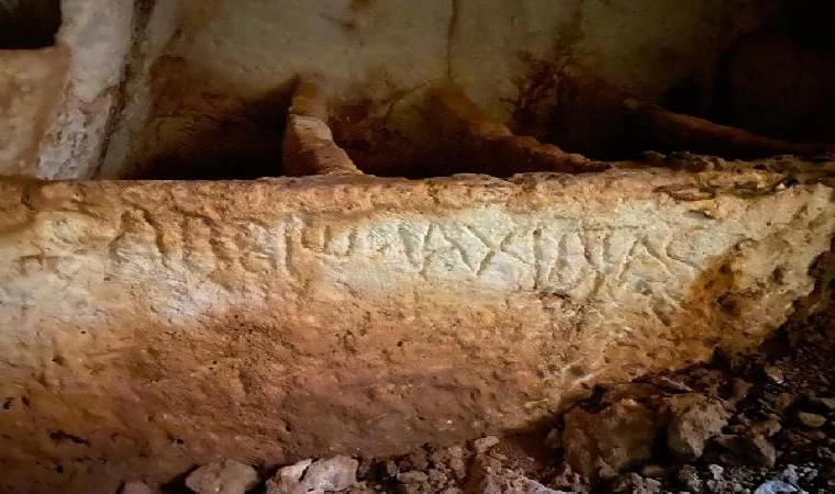 Adıyaman’da 1800 yıllık oda mezar bulundu