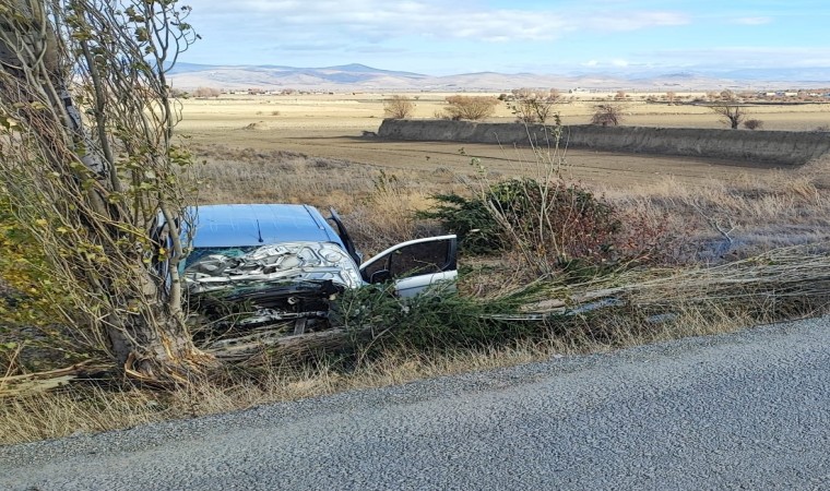 Afyonkarahisarda trafik kazası: 5 yaralı