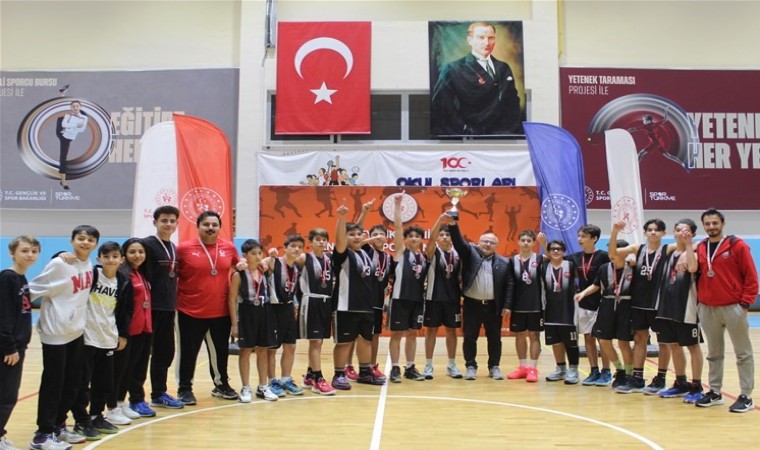 Afyonkarahisarda U-14 Basketbol Ligi tamamlandı