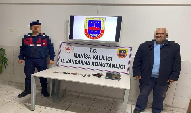 Akhisarda jandarma ekipleri hırsızlara göz açtırmıyor