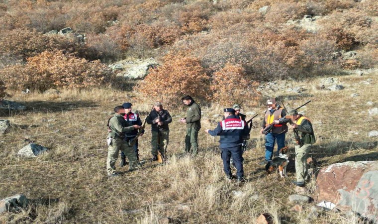 Aksaray jandarma dron ile kaçak avcı peşinde