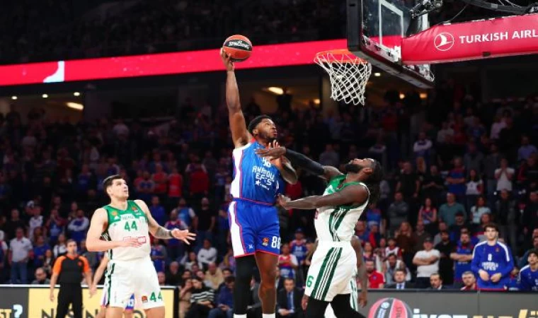 Anadolu Efes - Panathinaikos: 71-68