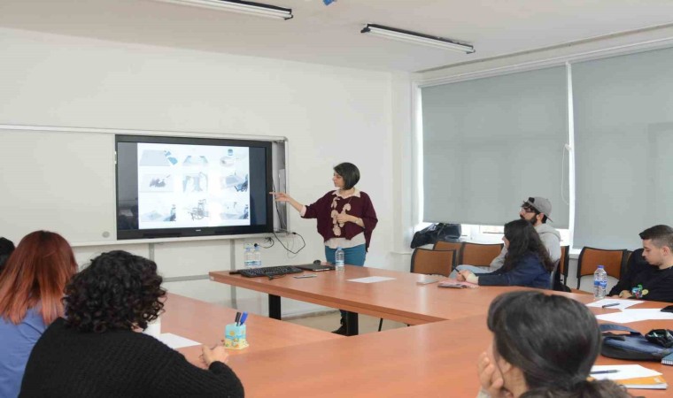 Anadolu Üniversitesi Güzel Sanatlar Eğitimi Bölümünden ‘Kolografi Baskı Çalıştayı