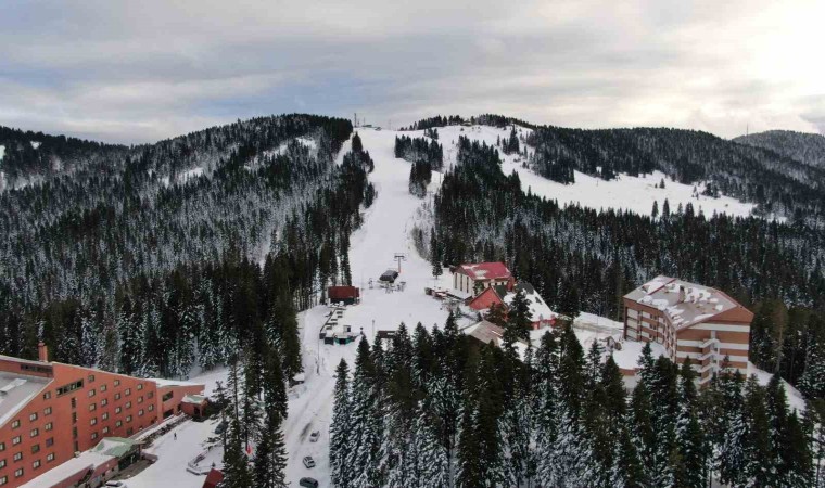 Anadolunun yüce dağı Ilgaz, kayak sezonu için hazırlıklarını tamamladı