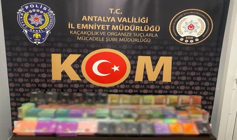 Antalyada kaçak sigara ve sahte alkol operasyonu