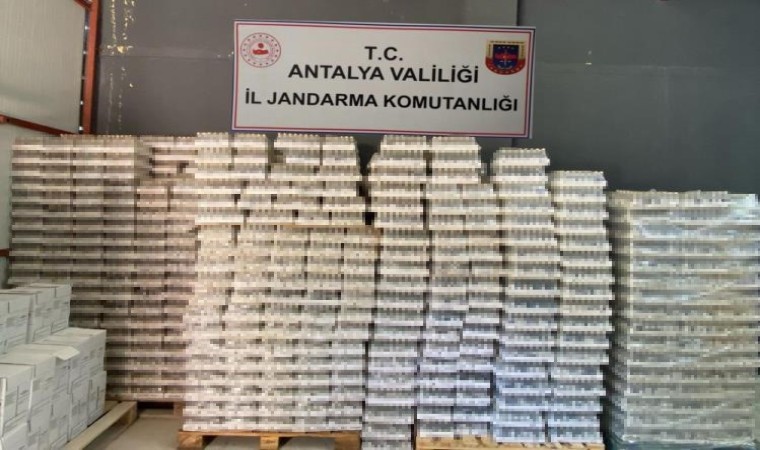 Antalyada yılbaşı öncesi 2 bin 523 litre kaçak içki ele geçirildi