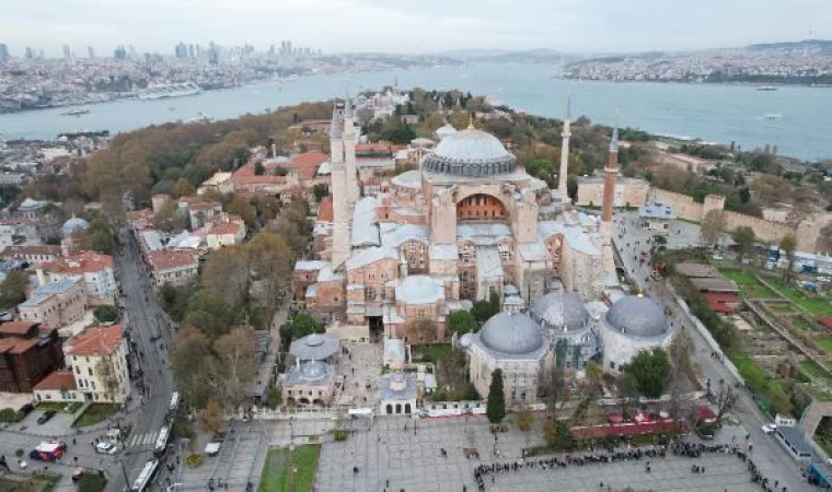 Ayasofya Camii’nde restorasyon; Depreme karşı 2. Bayezid Minaresi’nde çalışmalar başlıyor