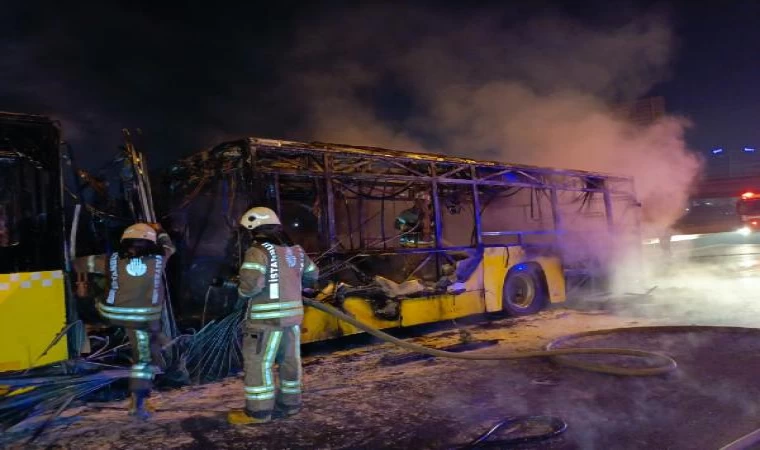 Bahçelievler Basın Ekspres Yolu’nda İETT otobüsü alev alev yandı