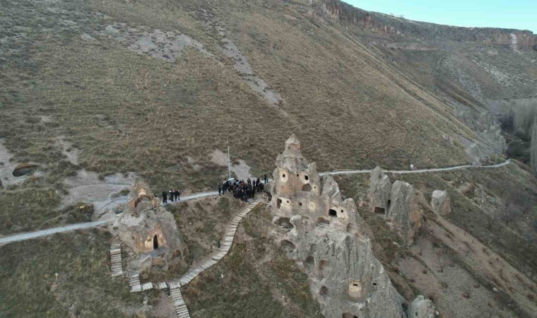 Bakan Yardımcısı Yazgıdan turizmin göz bebeği Soğanlı Vadisinde inceleme