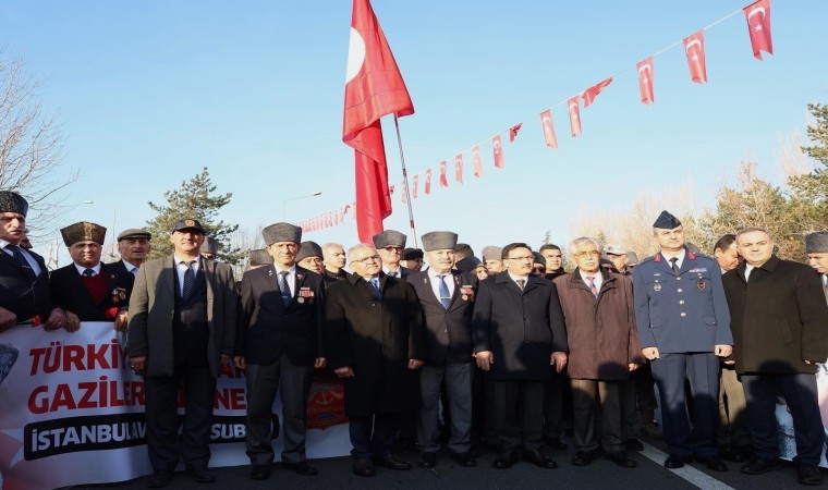 Başkan Büyükkılıç: Hainler emellerine asla ulaşamayacaklar