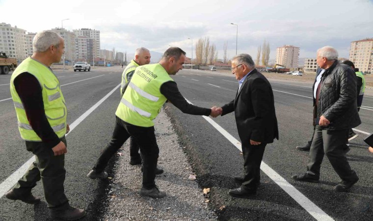 Başkan Büyükkılıç, OSBye ulaşımda nefes olacak yeni yolu trafiğe açtı