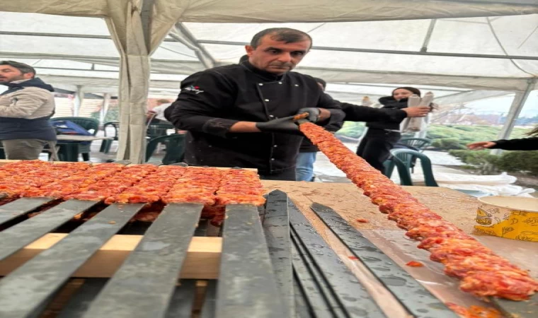 Başkentte ’Adana kebabı yeme yarışması’