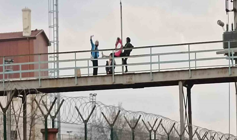 Batmanda gençler beğeni uğruna hayatını tehlikeye attı