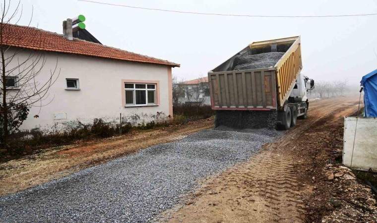 Battalgazide yol çalışmaları sürüyor