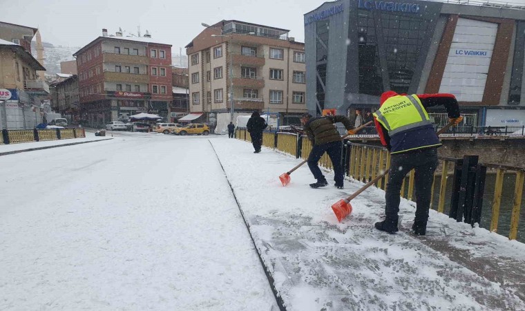 Bayburtta karla mücadele çalışması