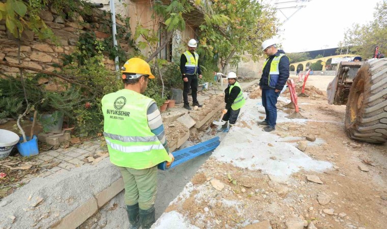 Bekillide ömrünü dolduran içme suyu hatları yenileniyor