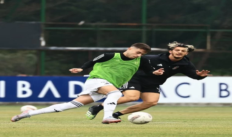 Beşiktaş kondisyon ve taktik çalıştı