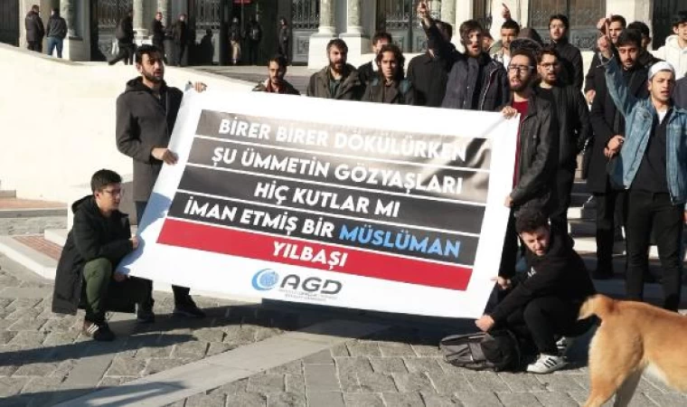 Beyazıt’ta yılbaşı kutlaması protestosu