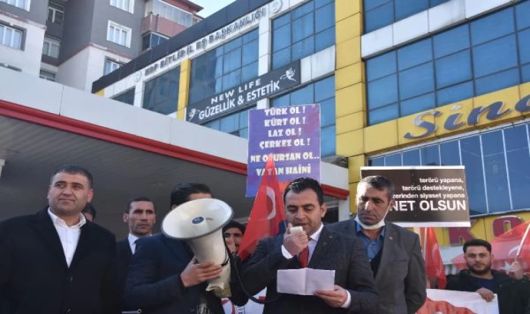 Bitlis’te şehit yakınları ile gazilerden DEM Parti’ye tepki