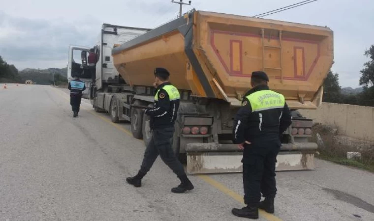 Bodrum’da kurallara uymayan beton mikseri ve hafriyat kamyonlarına 3 milyon lira ceza