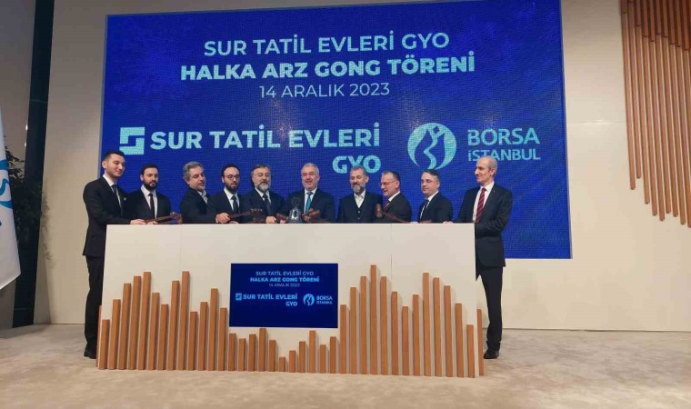 Borsa İstanbulda gong ‘Sur Yapı Tatil Evleri GYO için çaldı