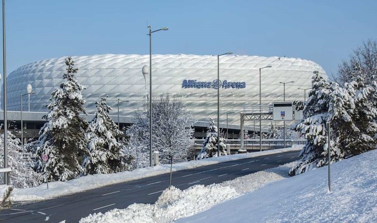 Bundesligada Bayern Münih - Union Berlin maçına kar engeli