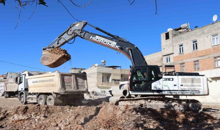 Büyükşehir Belediyesi trafiği rahatlatmaya devam ediyor