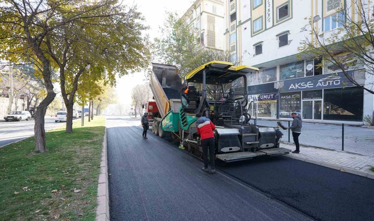 Büyükşehir, Dulkadiroğlunda bir arteri daha yeniledi