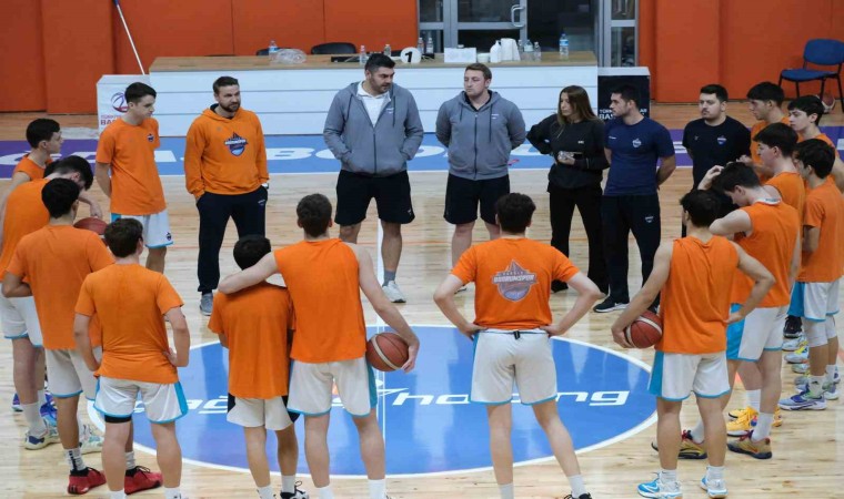 Çağdaş Bodrumun gençleri galibiyete hazırlanıyor