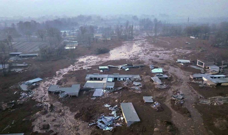 Çinde 6.2 büyüklüğünde deprem: 118 ölü