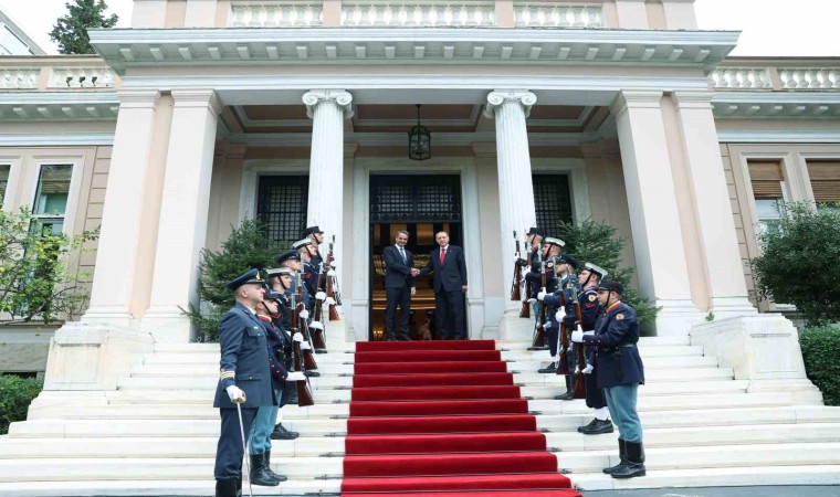 Cumhurbaşkanı Erdoğan, Yunanistan Başbakanı Miçotakis ile görüştü