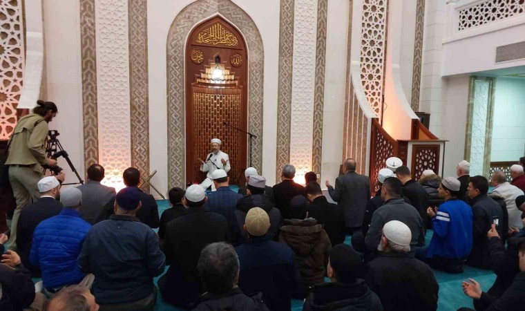 Diyanet İşleri Başkanı Ali Erbaş sabah namazında Rizeliler ile bir araya geldi