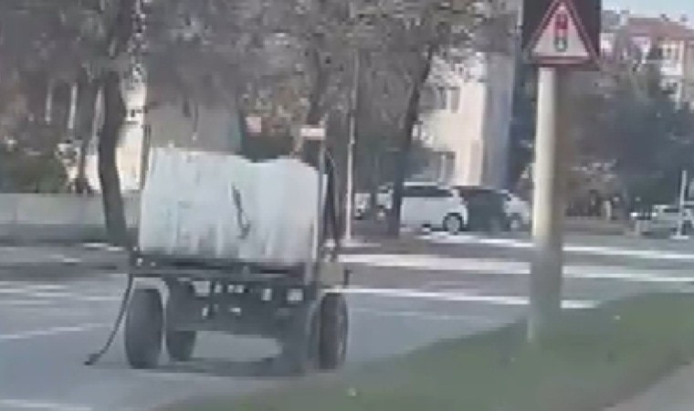 Edirnede başıboş atın trafikte saçtığı dehşet kamerada