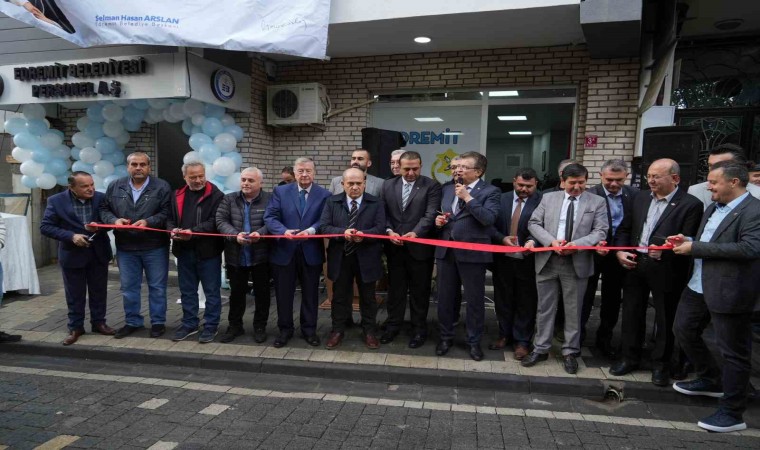 Edremit Belediyesi Personeli A.Ş. Hizmet binası açıldı